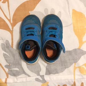 Size 8 Nike Tennis shoes (Boys)